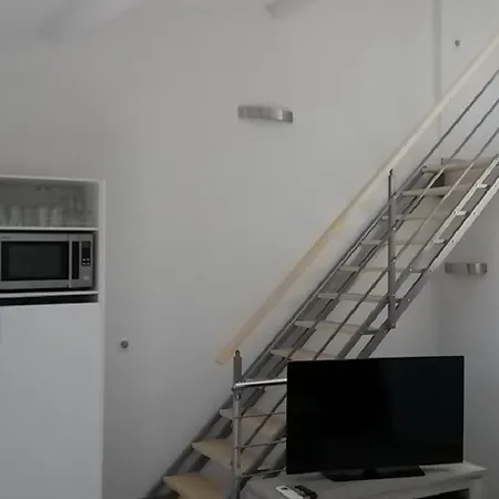 Safranier Townhouse Апартаменти *