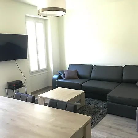 Lejlighed Safranier Townhouse *
