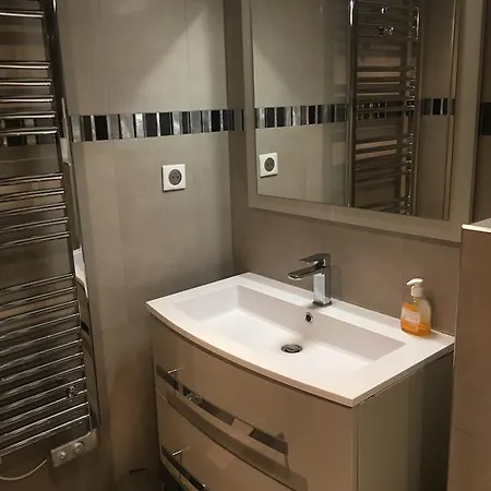 Safranier Townhouse * Антіб