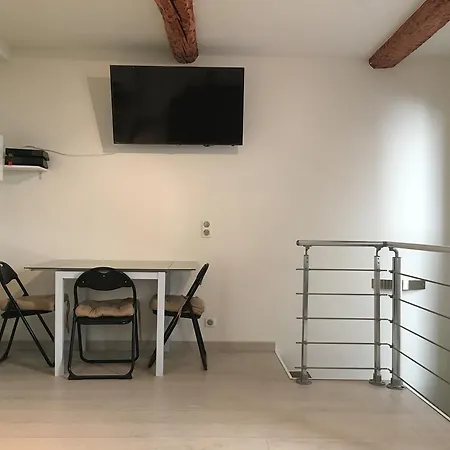 Safranier Townhouse Apartment *