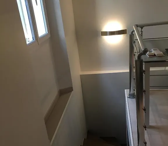 Safranier Townhouse Αντίμπ